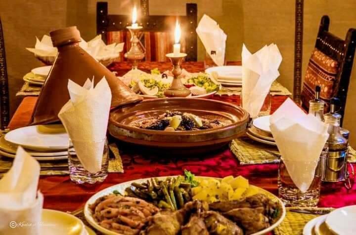 Ahlam Luxury Camp 호텔 메르주가 외부 사진