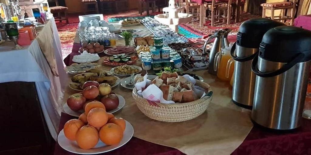Ahlam Luxury Camp 호텔 메르주가 외부 사진